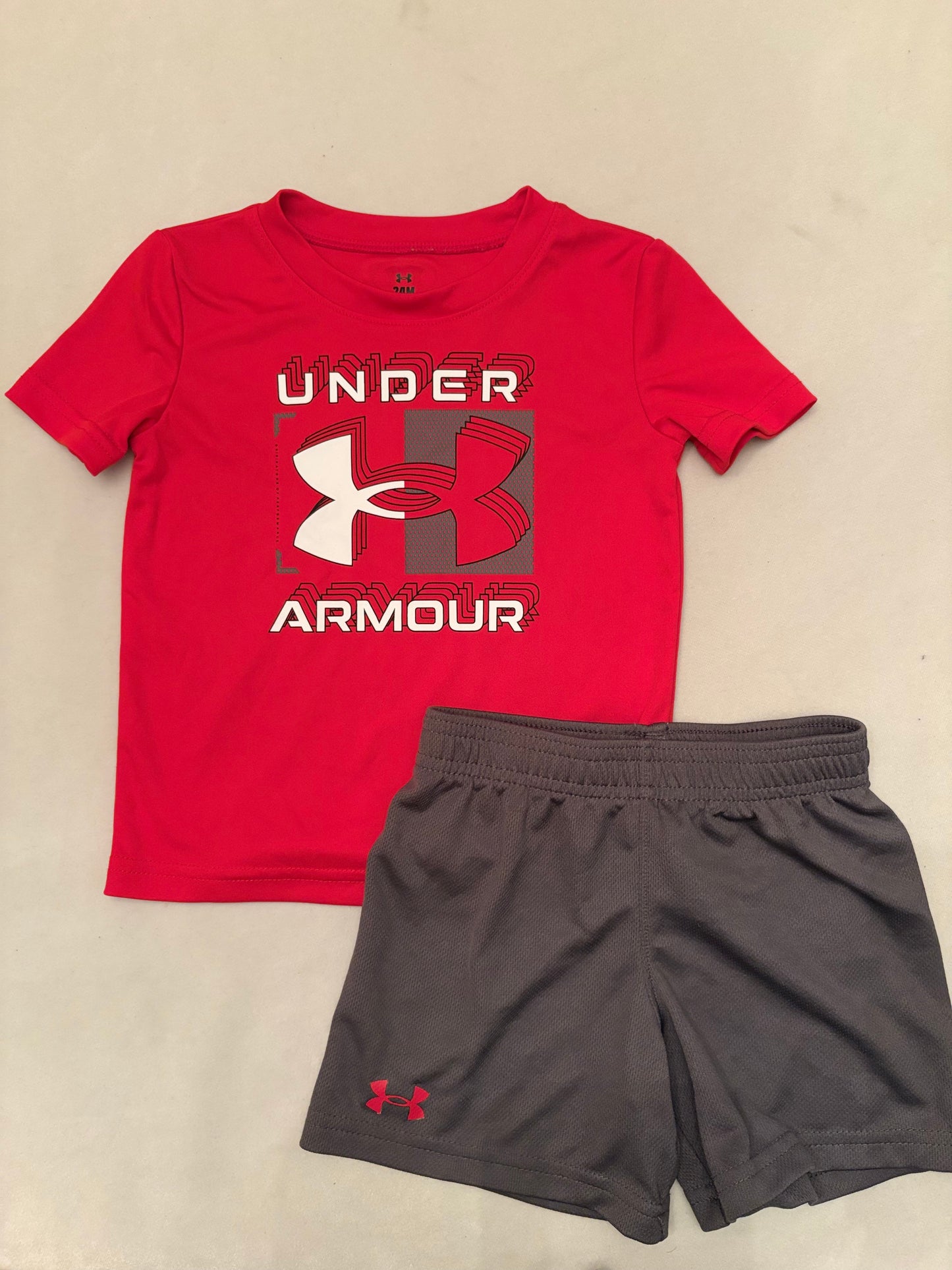 Under Amour 2 piece short set